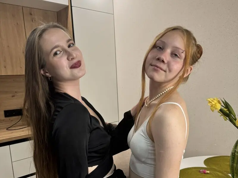 EugeniaAndPetra Cumshow Vip