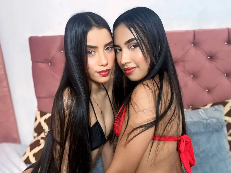 KaryeAndHanah Cumshow Vip